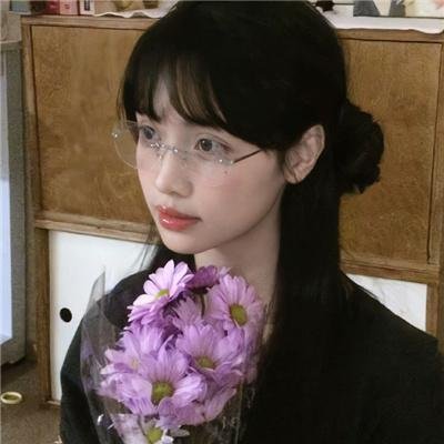 红墙盗影